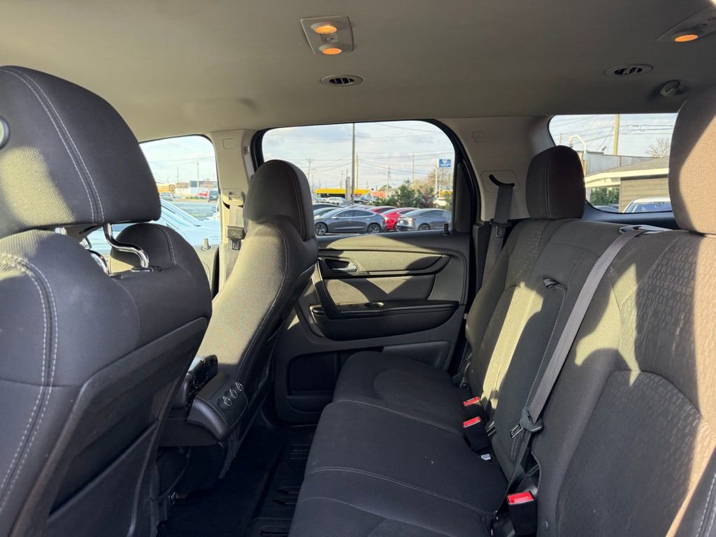 Used 2014 GMC Acadia SLE image 21