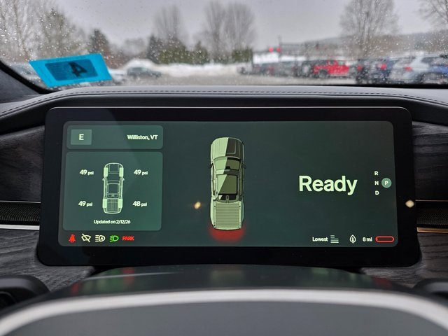 Used 2022 Rivian R1T Adventure image 30