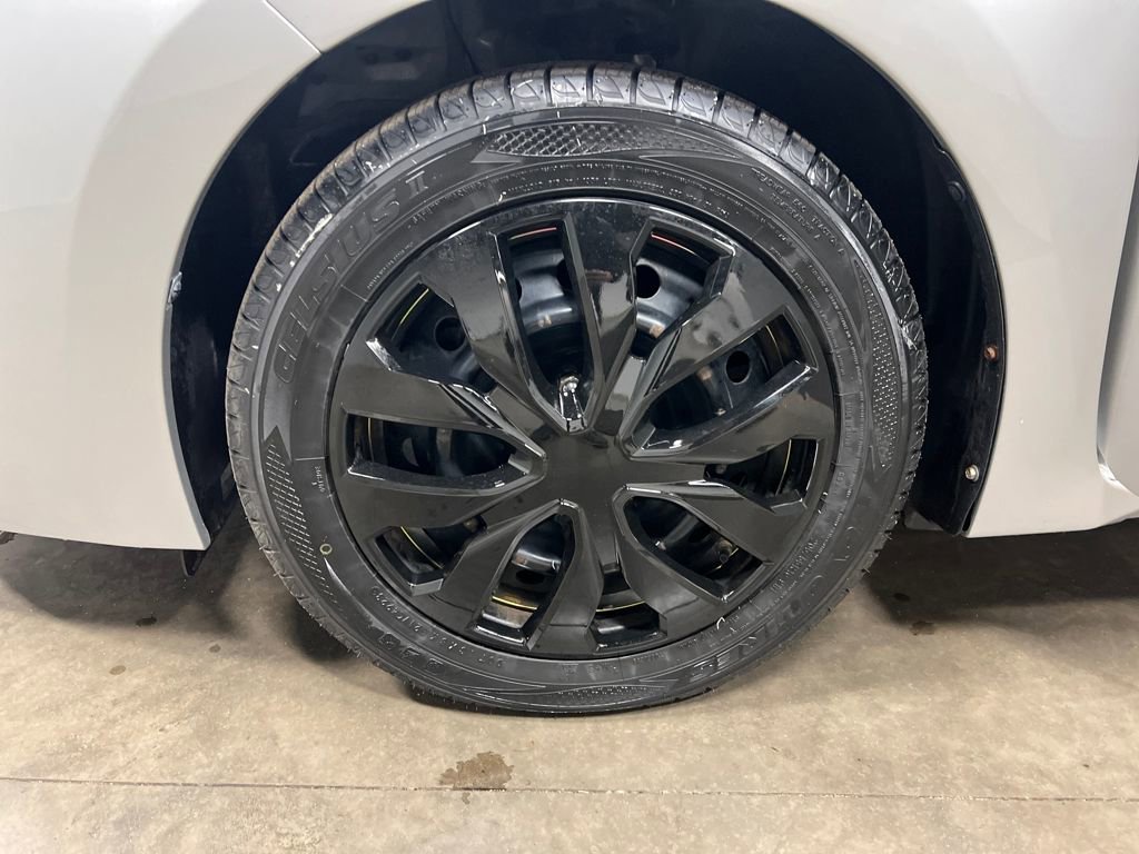 Used 2019 Toyota Corolla LE image 9