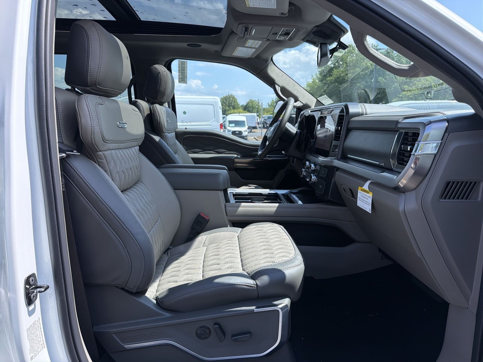 New 2026 Ford F350 Platinum w/ Platinum Plus Package AWD/4WD image 26