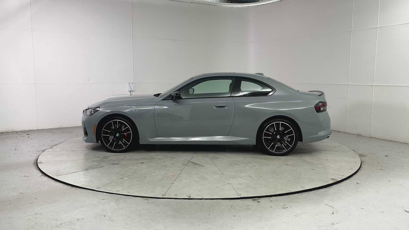 Used 2026 BMW M240i xDrive image 5