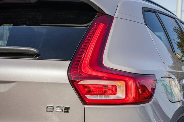 New 2026 Volvo XC40 B5 Plus w/ Protection Package Premier image 8