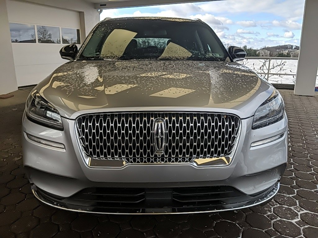 Certified 2022 Lincoln Corsair AWD w/ Premium Package image 2