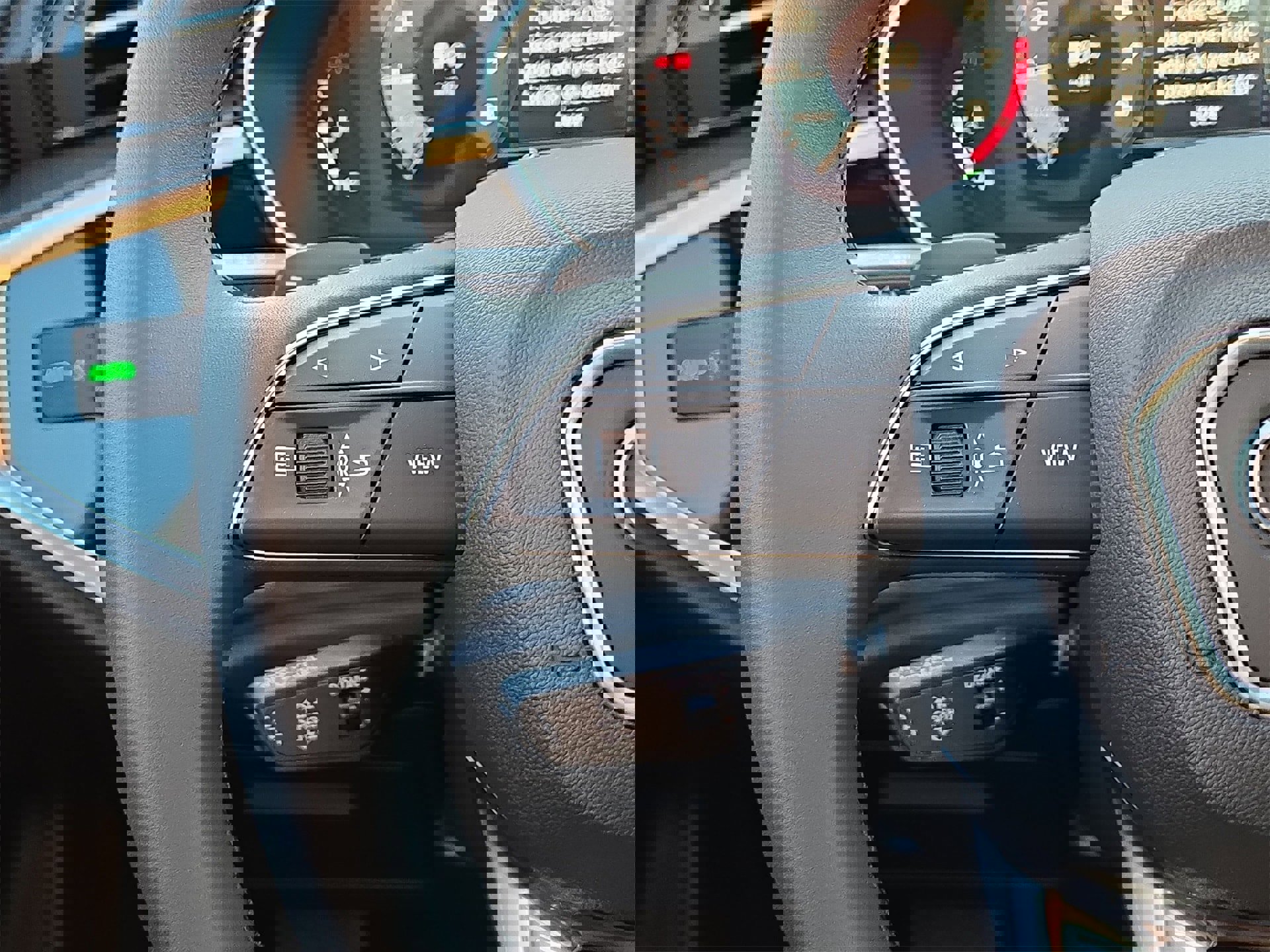 New 2025 Audi Q3 2.0T Premium image 21