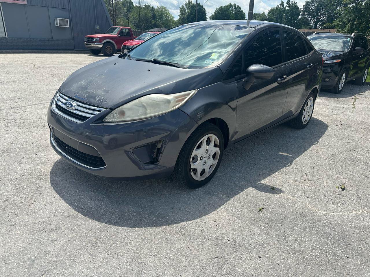 Used 2012 Ford Fiesta SE FWD image 8