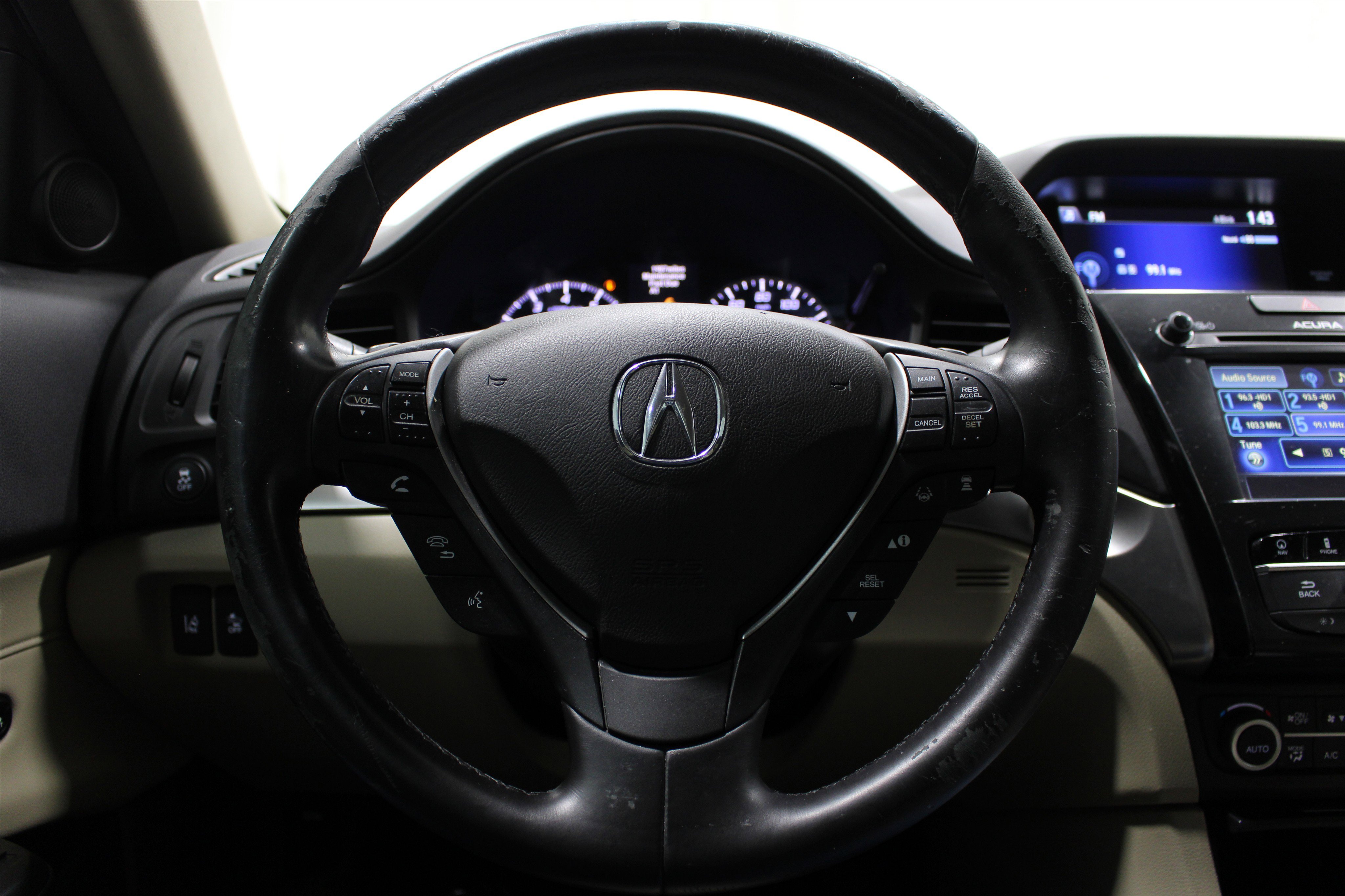 Used 2016 Acura ILX FWD image 10