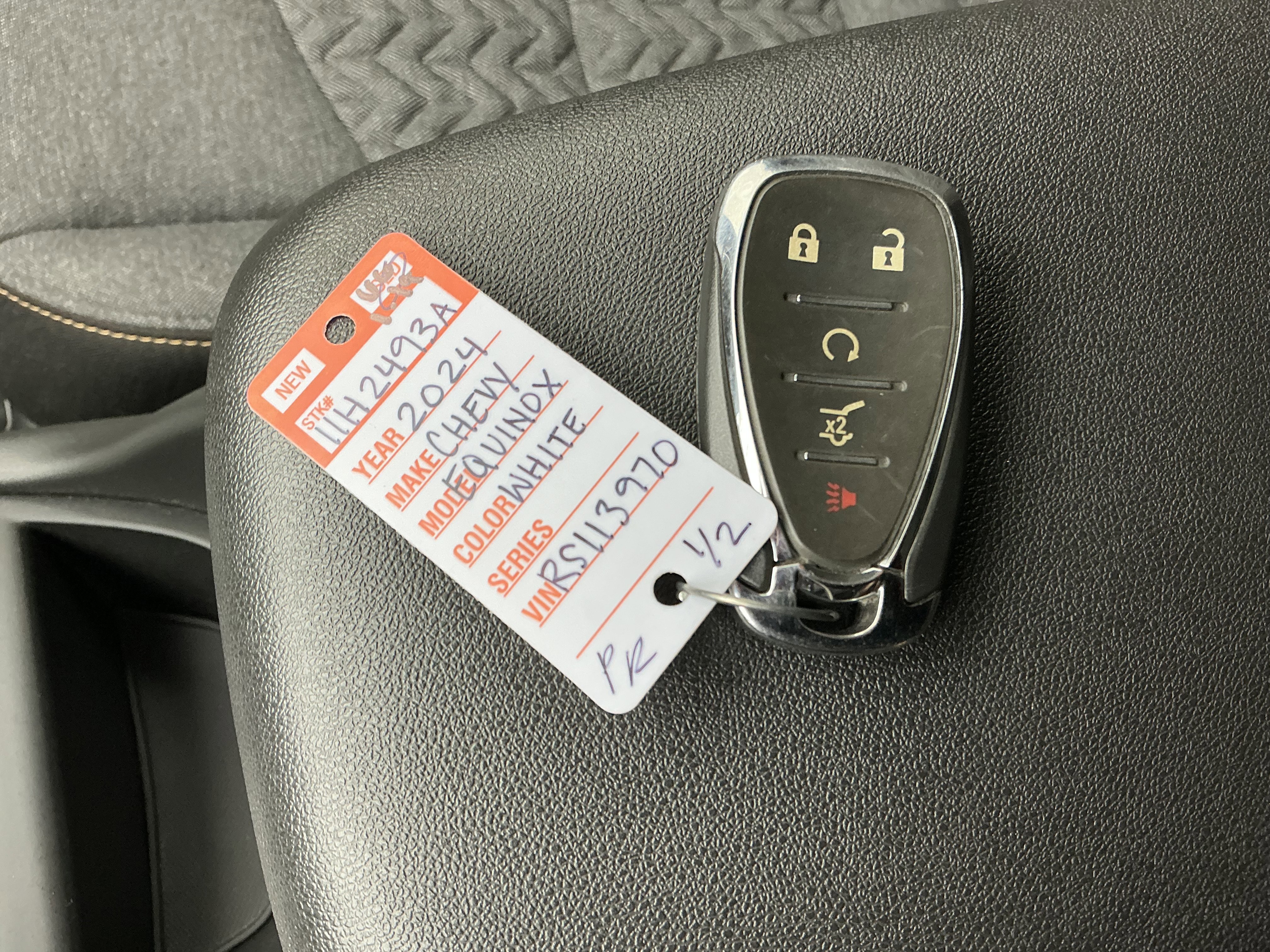 Used 2024 Chevrolet Equinox LT image 8