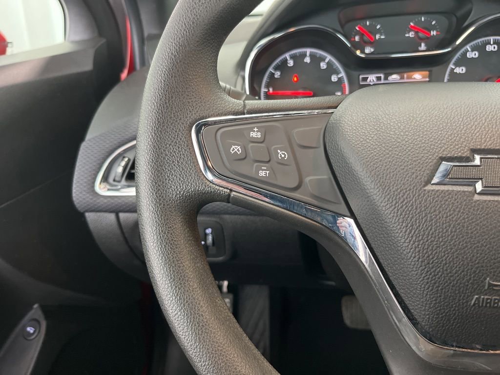 Used 2019 Chevrolet Cruze LT w/ RS Package image 6
