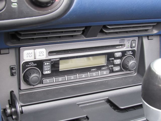 Used 2004 Honda S2000 image 18