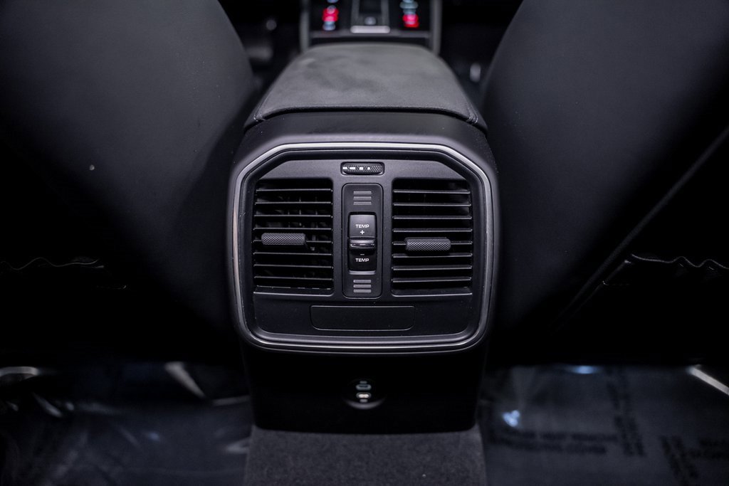 Used 2023 Porsche Macan GTS image 44