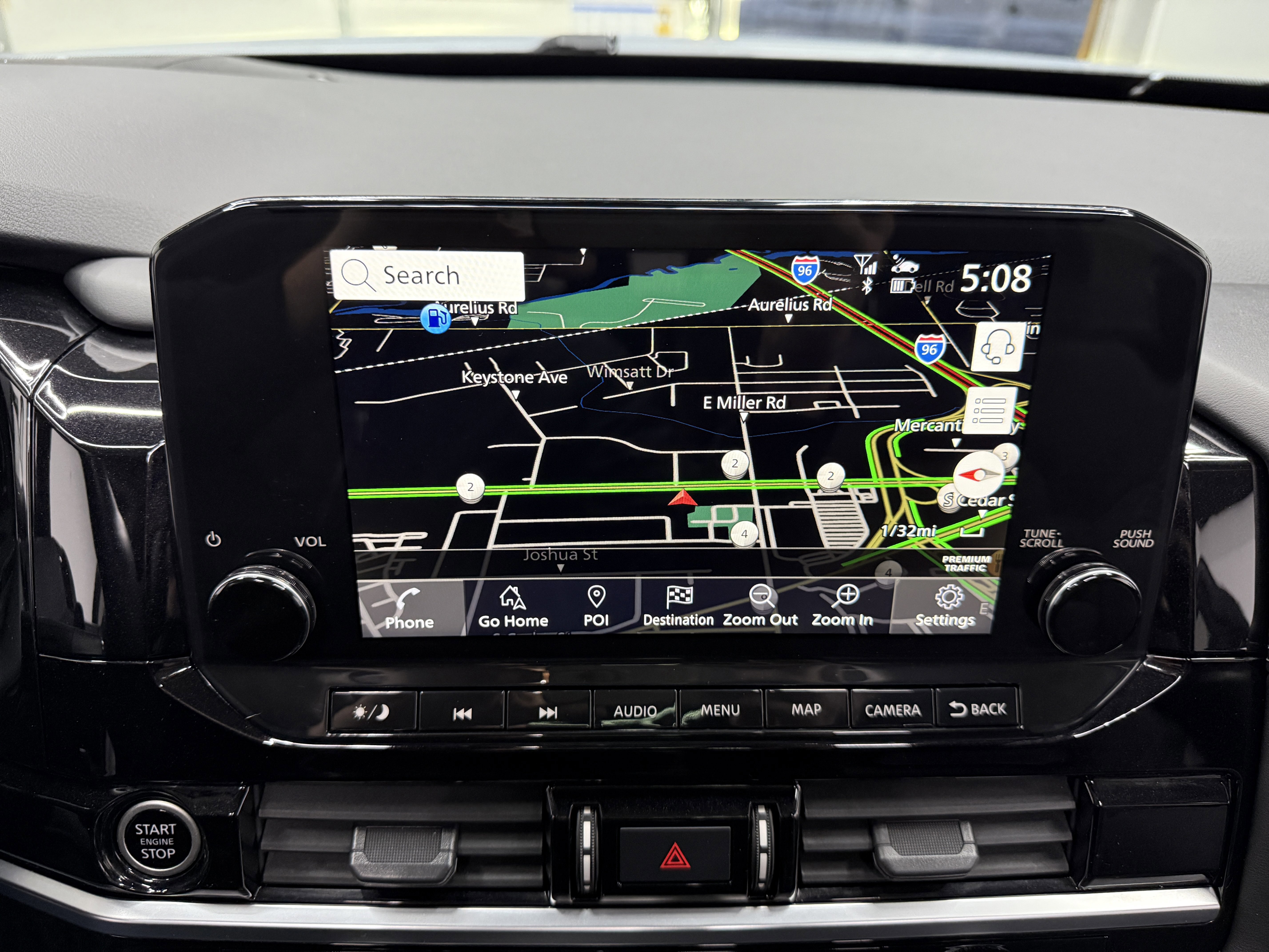 Used 2022 Nissan Pathfinder Platinum image 24