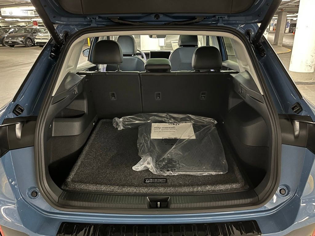 New 2026 Volkswagen Tiguan SE image 38