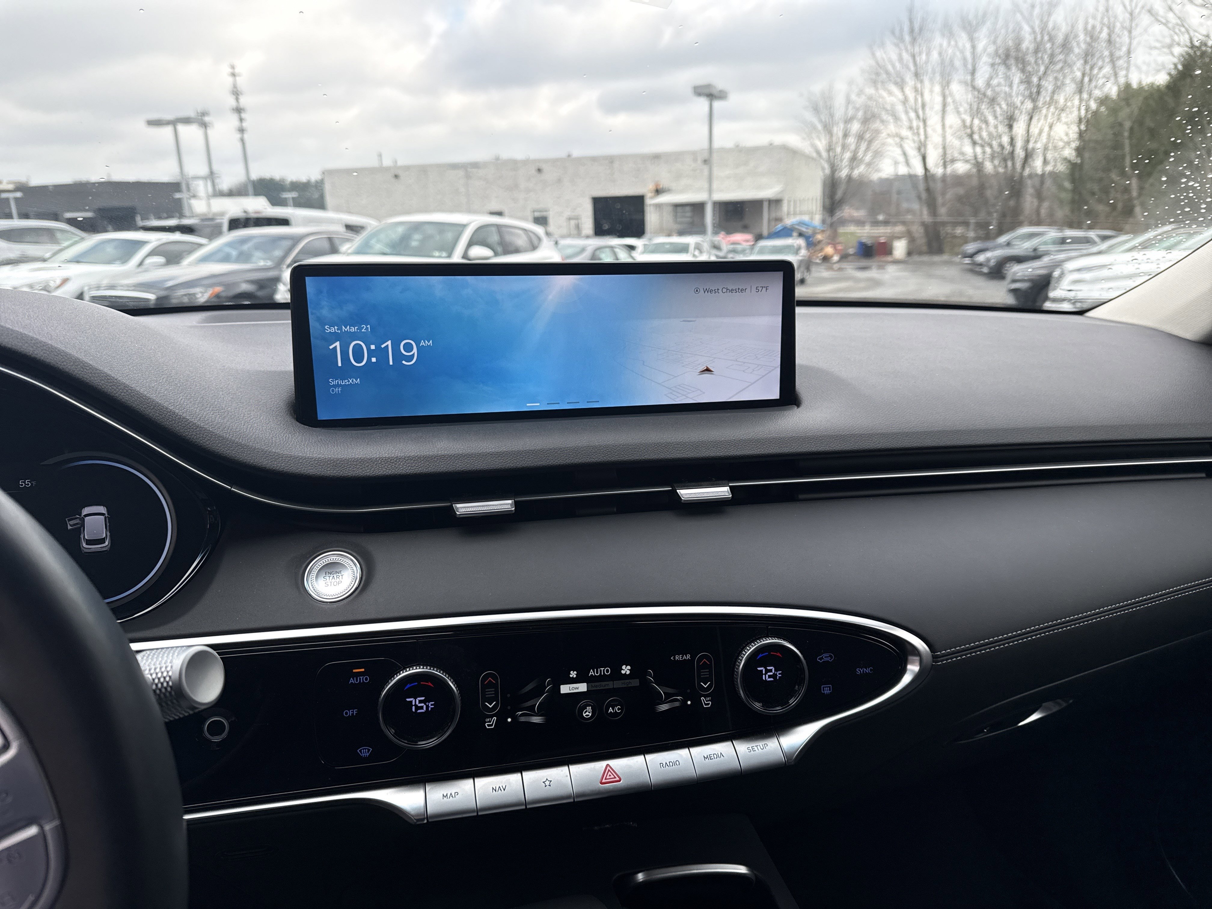 Used 2025 Genesis GV70 2.5T w/ Advanced Package image 22