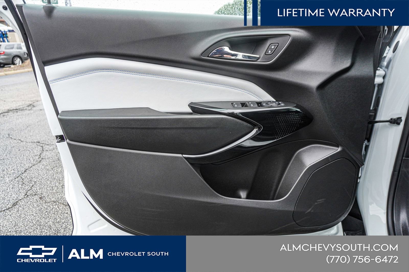 New 2025 Chevrolet Trax LT w/ Driver Confidence Package FWD image 46