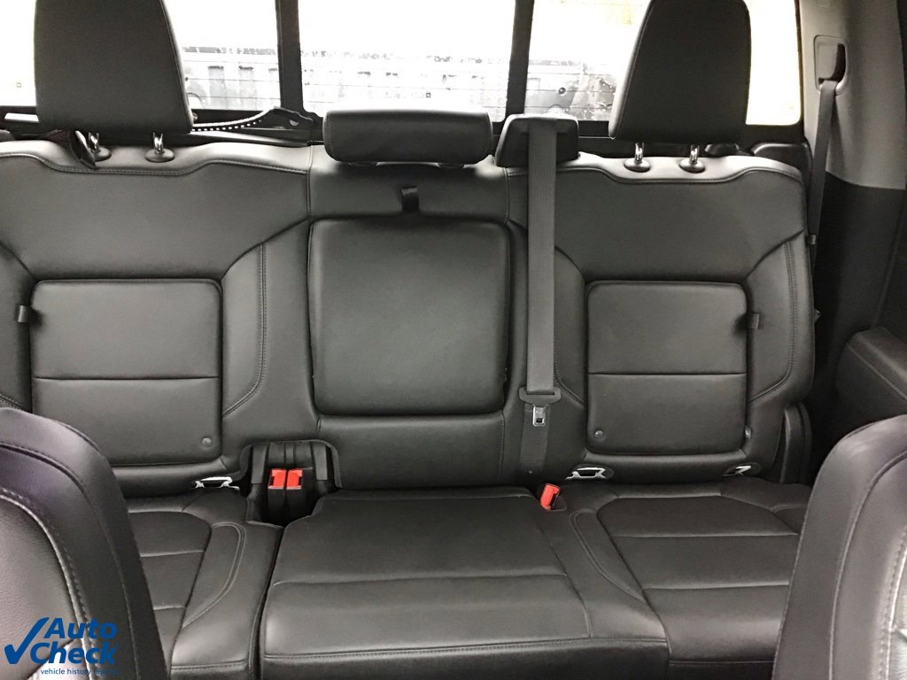 Used 2019 Chevrolet Silverado 1500 LT w/ Texas Edition image 18