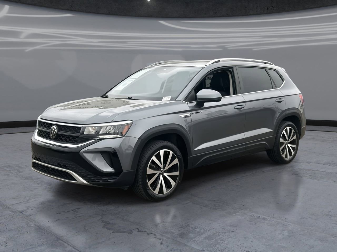 Used 2023 Volkswagen Taos SE image 1
