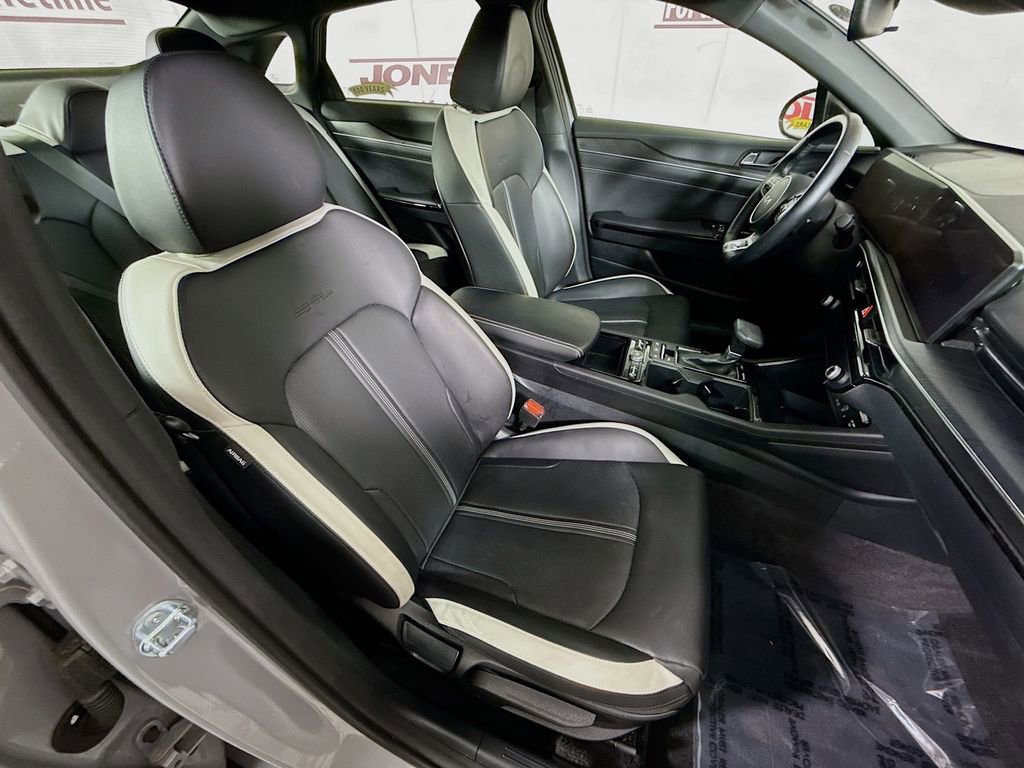Used 2025 Kia K5 GT-Line image 31
