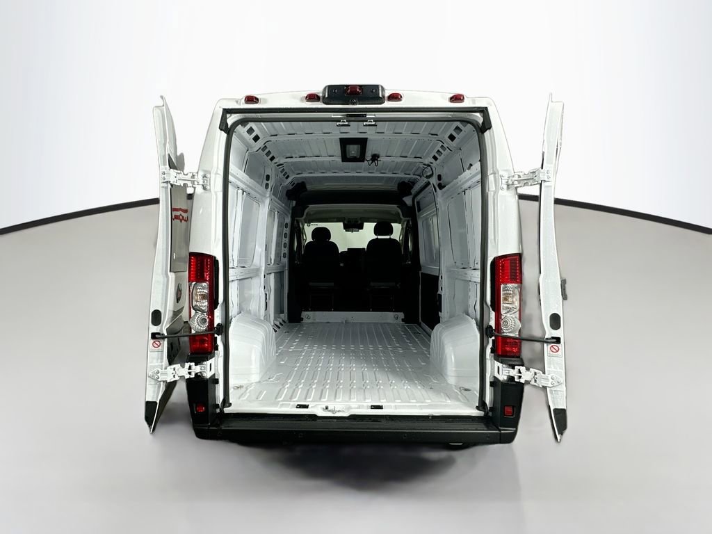 New 2026 RAM ProMaster 3500 w/ Premium Convenience Group FWD image 16