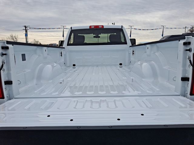 Used 2024 RAM 2500 Tradesman w/ Chrome Appearance Group image 28