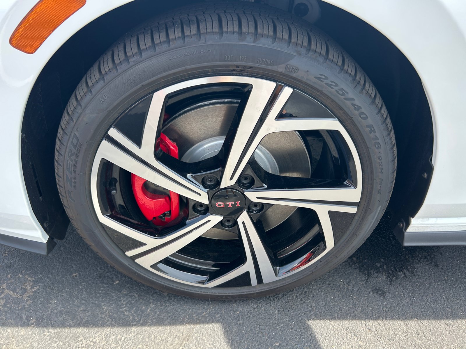 New 2026 Volkswagen Golf SE FWD image 25