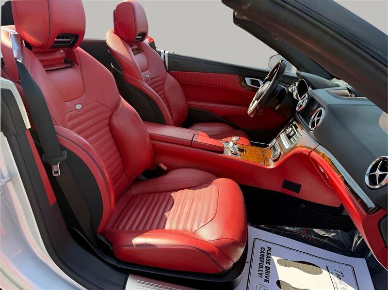 Used 2014 Mercedes-Benz SL 550 image 27