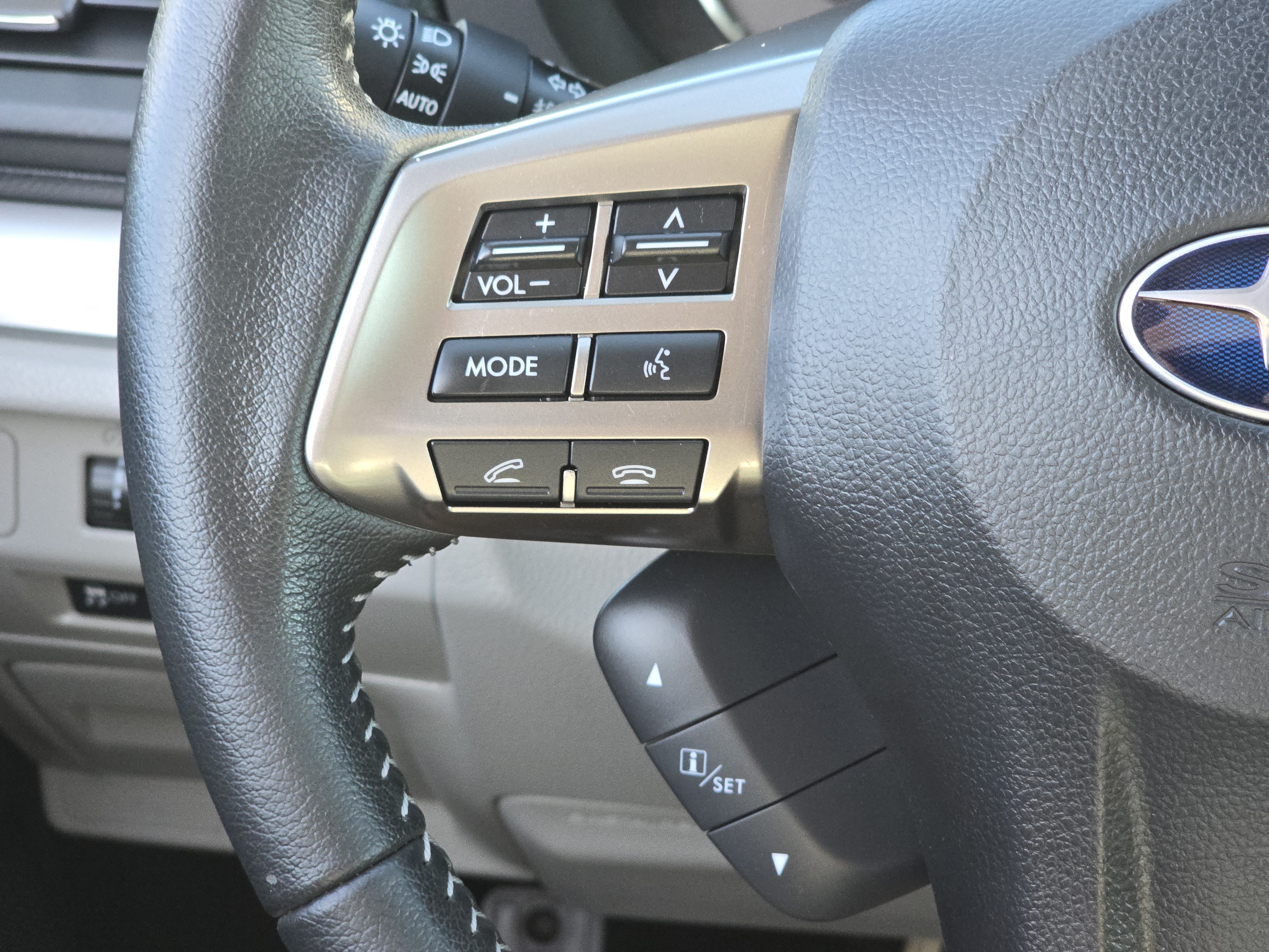Used 2014 Subaru Forester 2.5i Limited AWD/4WD image 26