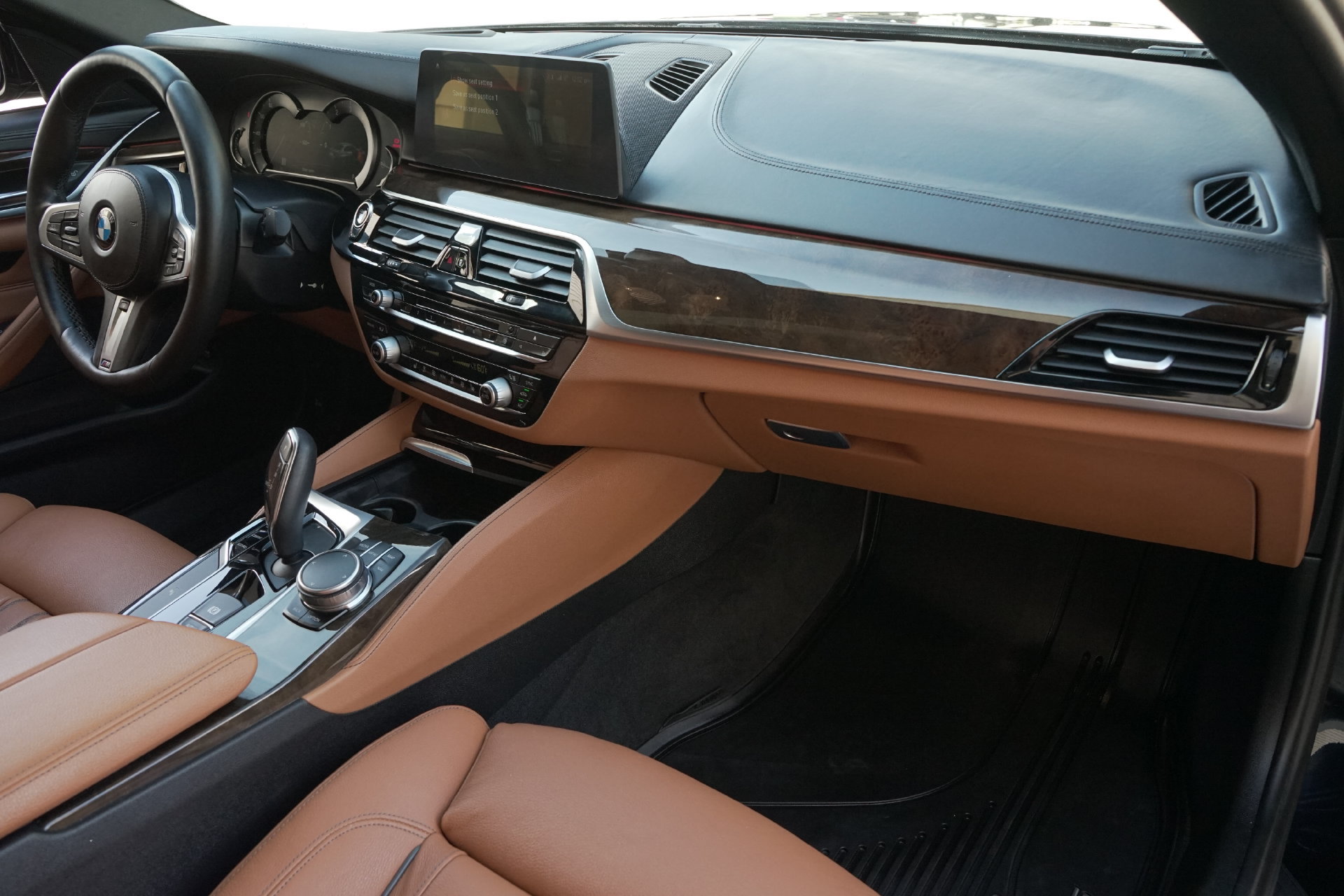 Used 2018 BMW 530i xDrive AWD/4WD image 5