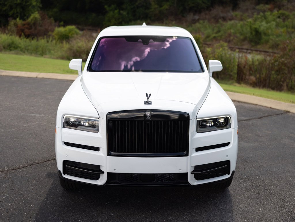 Certified 2022 Rolls-Royce Cullinan Black Badge w/ Dark Exterior Package AWD/4WD image 13