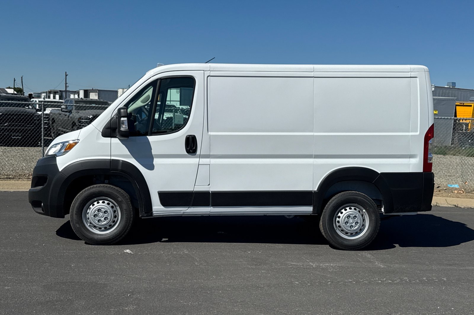 New 2026 RAM ProMaster 1500 w/ Convenience Group FWD image 6