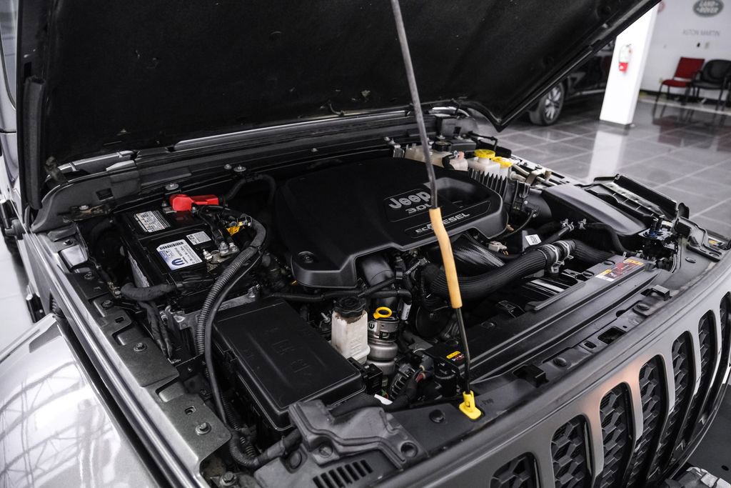 Used 2023 Jeep Gladiator Willys image 57