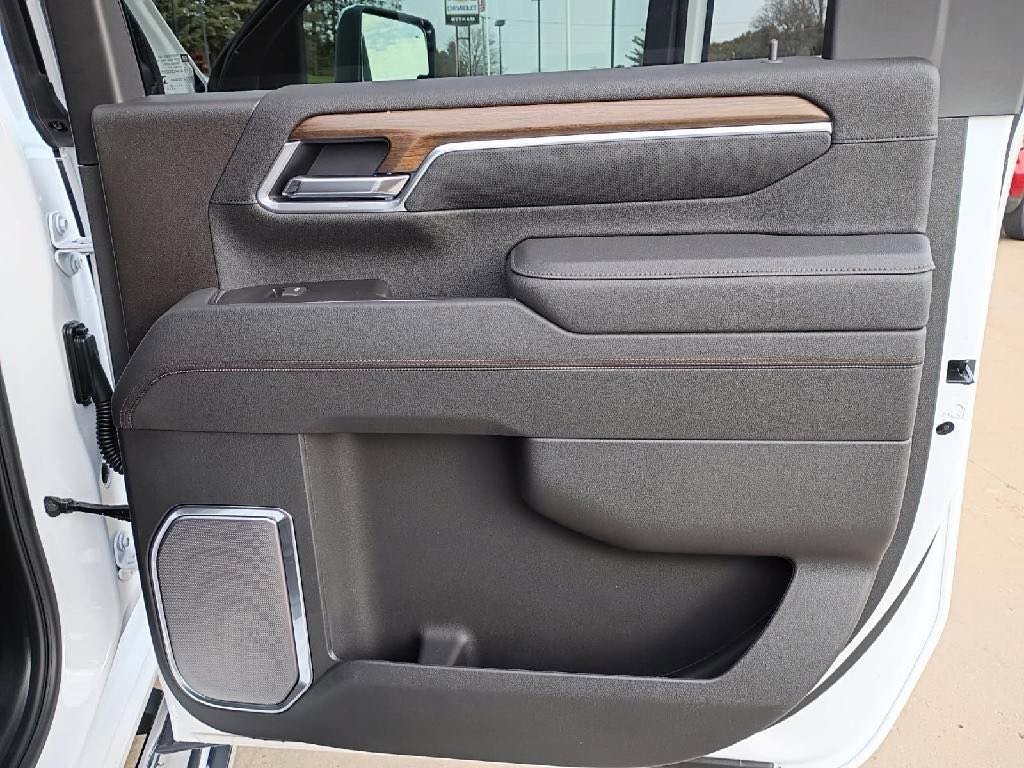 New 2025 Chevrolet Silverado 2500 High Country w/ Technology Package image 12