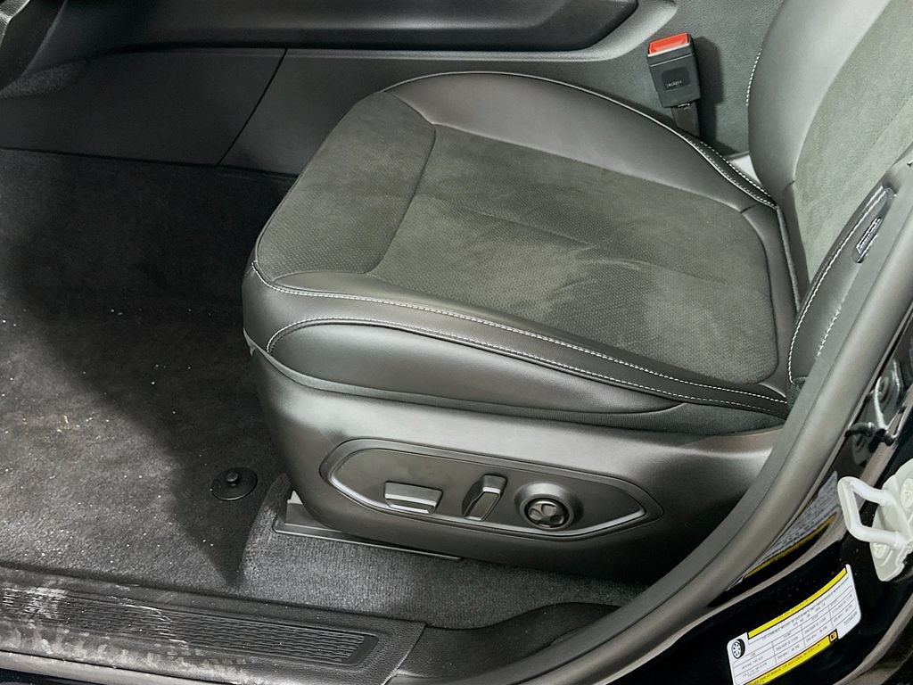 New 2026 Jeep Grand Cherokee Altitude AWD/4WD image 26