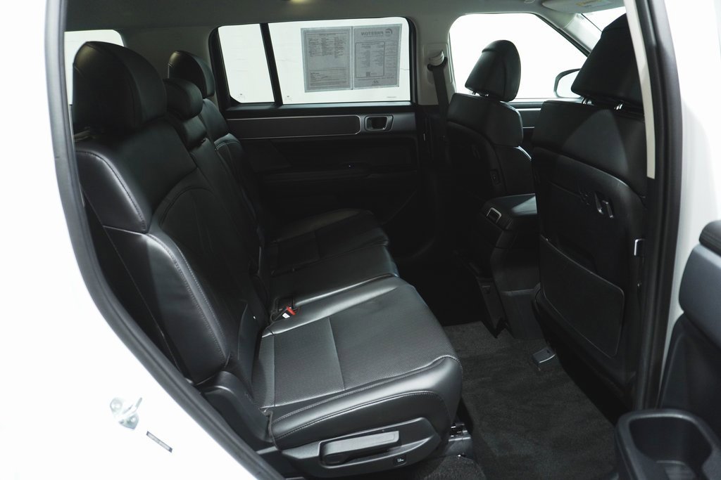 Used 2024 Hyundai Santa Fe SEL image 13