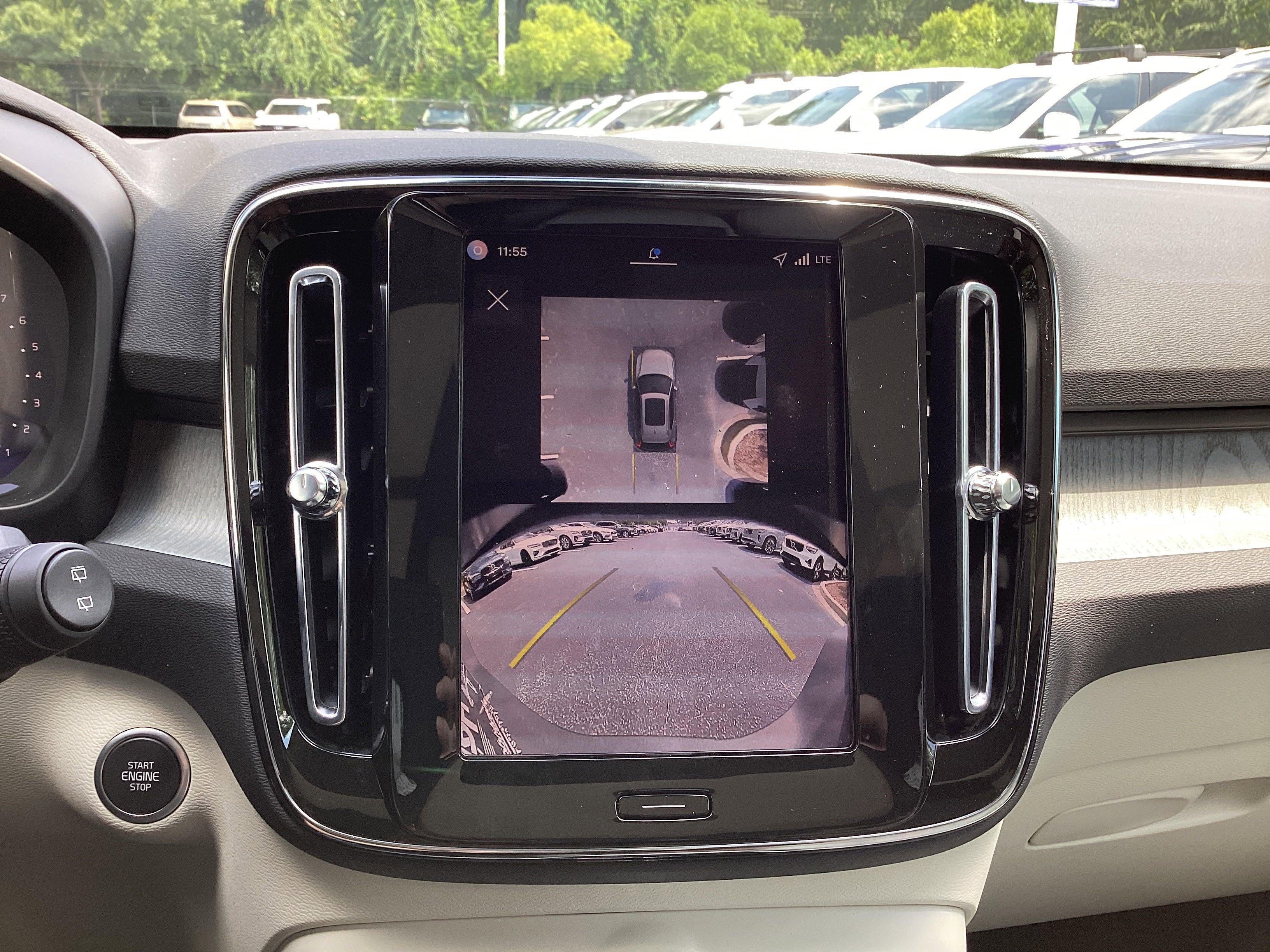 Used 2026 Volvo XC40 B5 Plus w/ Protection Package Premier image 28