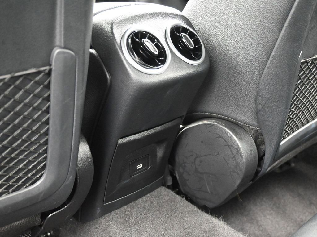 Used 2025 Mercedes-Benz CLA 250 image 38