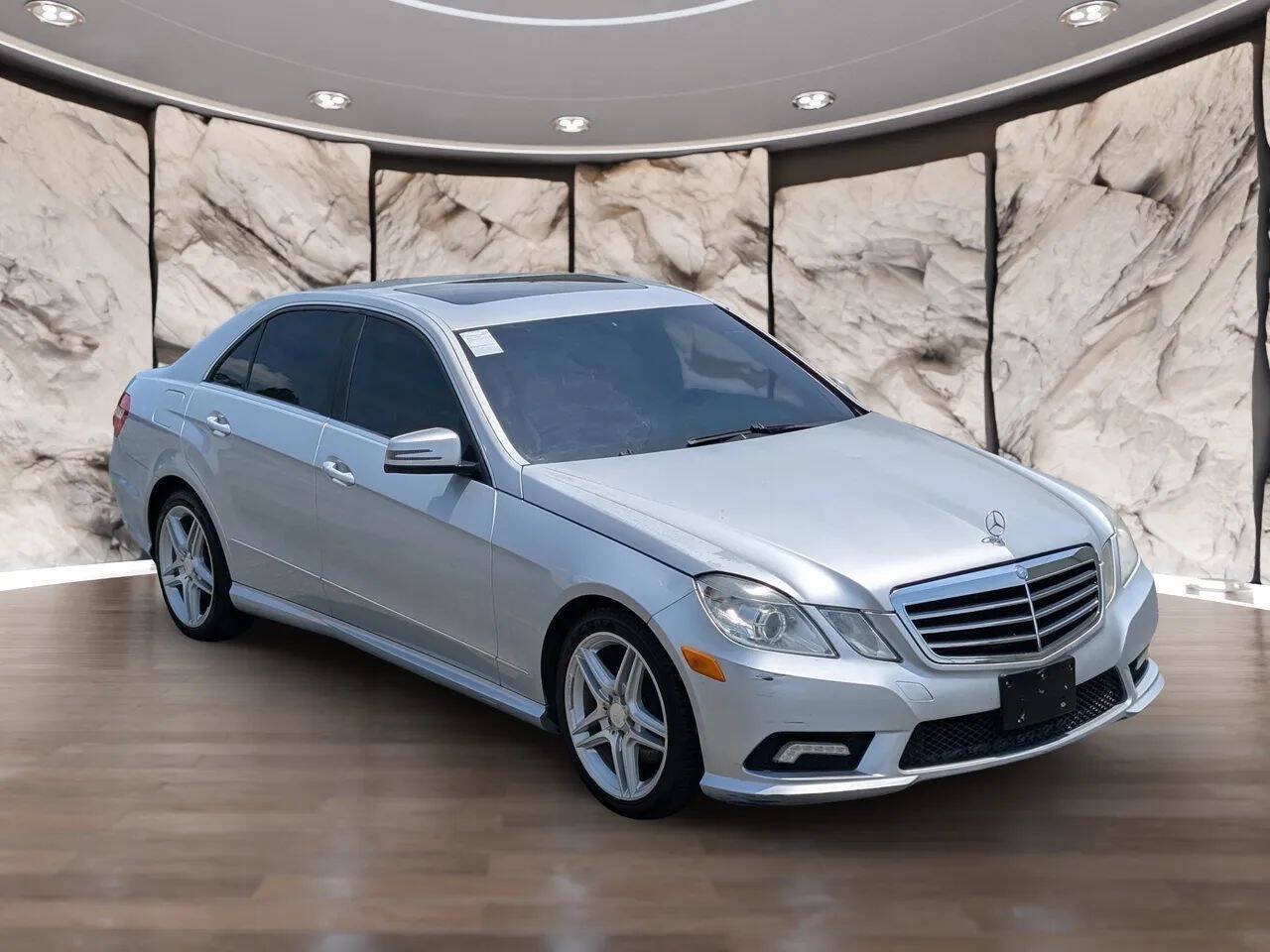 Used 2011 Mercedes-Benz E 350 4MATIC Sedan image 18