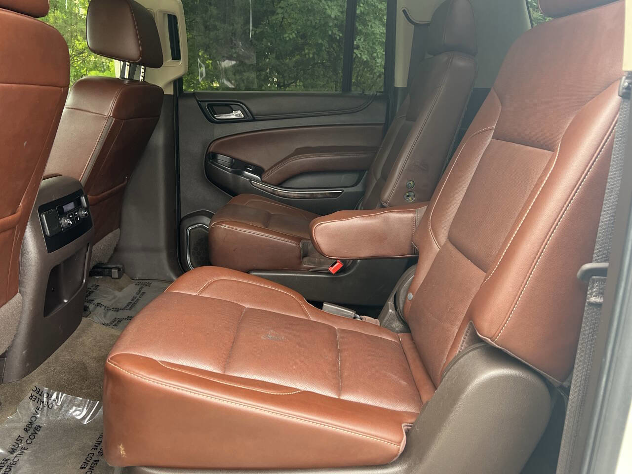 Used 2017 Chevrolet Suburban Premier AWD/4WD image 10