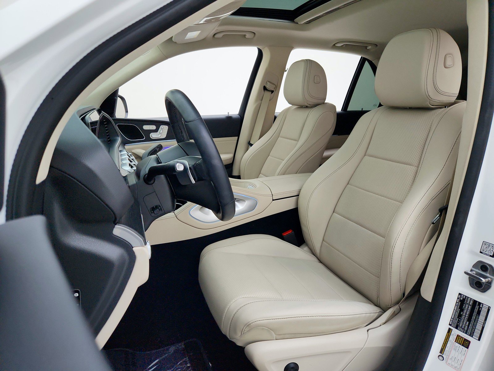 Certified 2025 Mercedes-Benz GLE 450e 4MATIC image 17