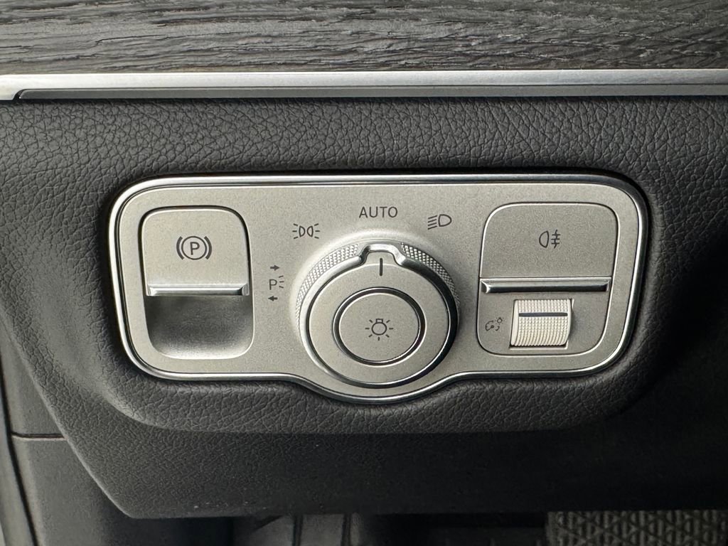 Used 2022 Mercedes-Benz GLE 350 4MATIC image 31