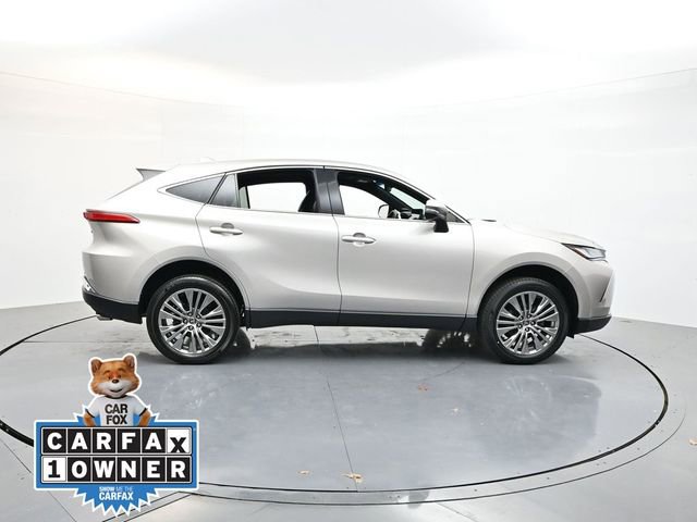 Used 2024 Toyota Venza Limited AWD/4WD image 12