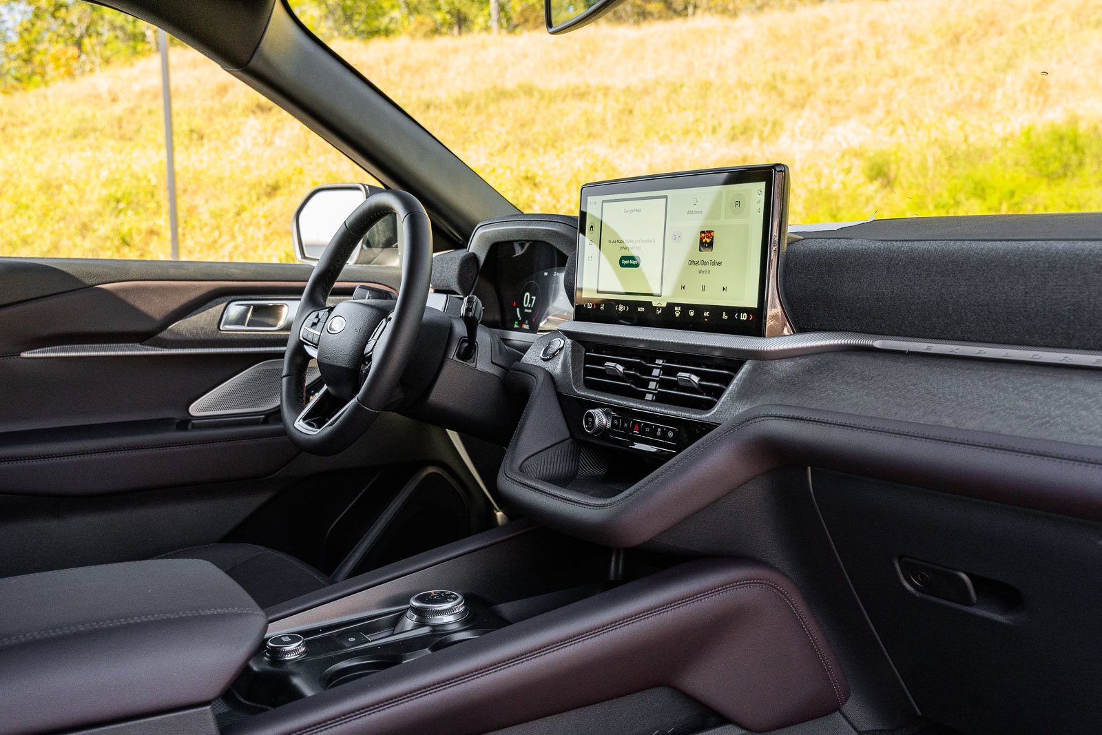 New 2027 Ford Explorer Platinum RWD image 8