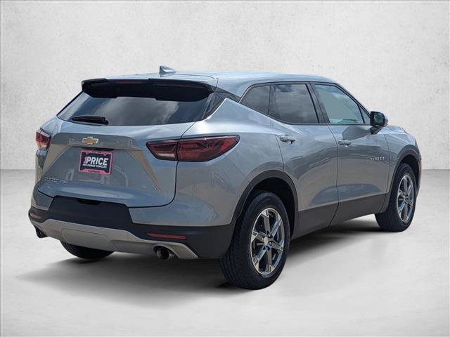 Used 2025 Chevrolet Blazer LT AWD/4WD image 5