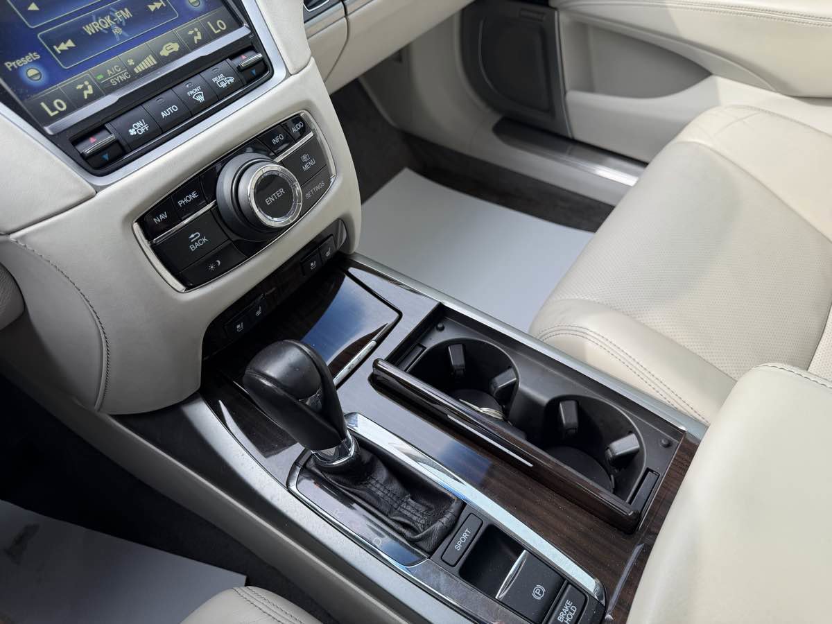 Used 2014 Acura RLX w/ Advance Package FWD image 24