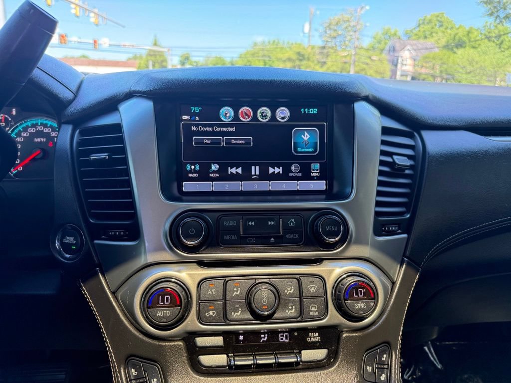 Used 2018 Chevrolet Suburban Premier w/ RST Edition AWD/4WD image 21
