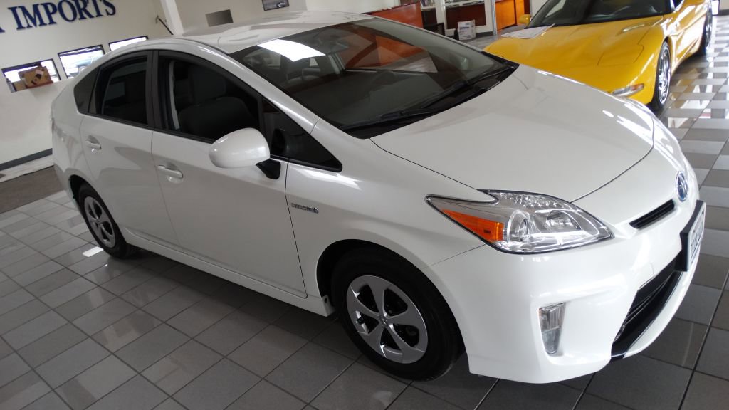 Used 2013 Toyota Prius SEDAN image 4