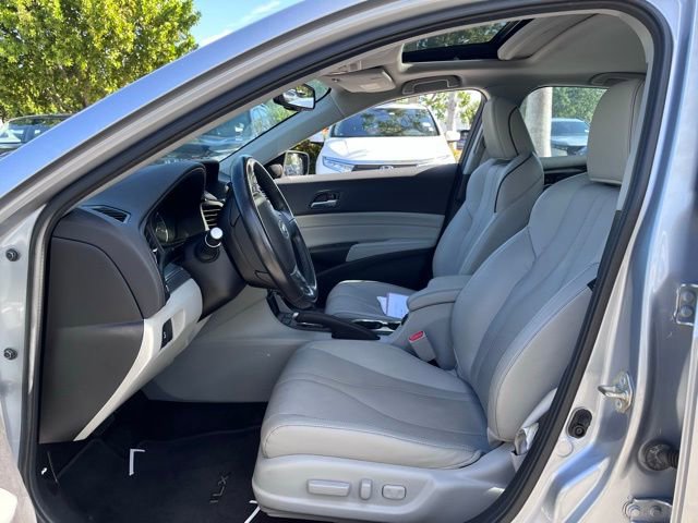 Used 2020 Acura ILX w/ Premium Package FWD image 8