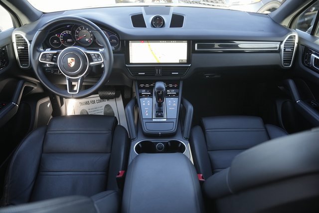 Used 2021 Porsche Cayenne image 21