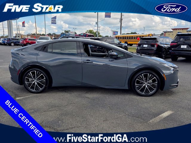 Used 2024 Toyota Prius Limited FWD image 9