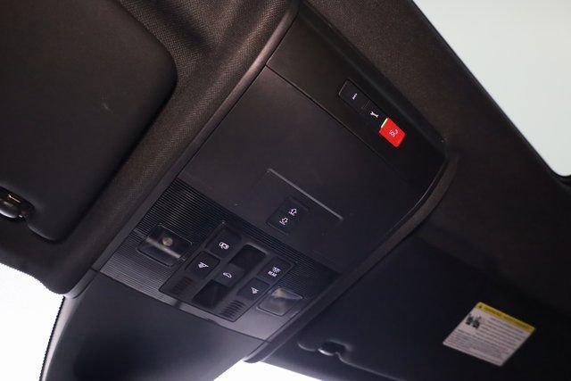 Used 2023 Volkswagen Atlas Cross Sport SEL Premium R-Line image 22