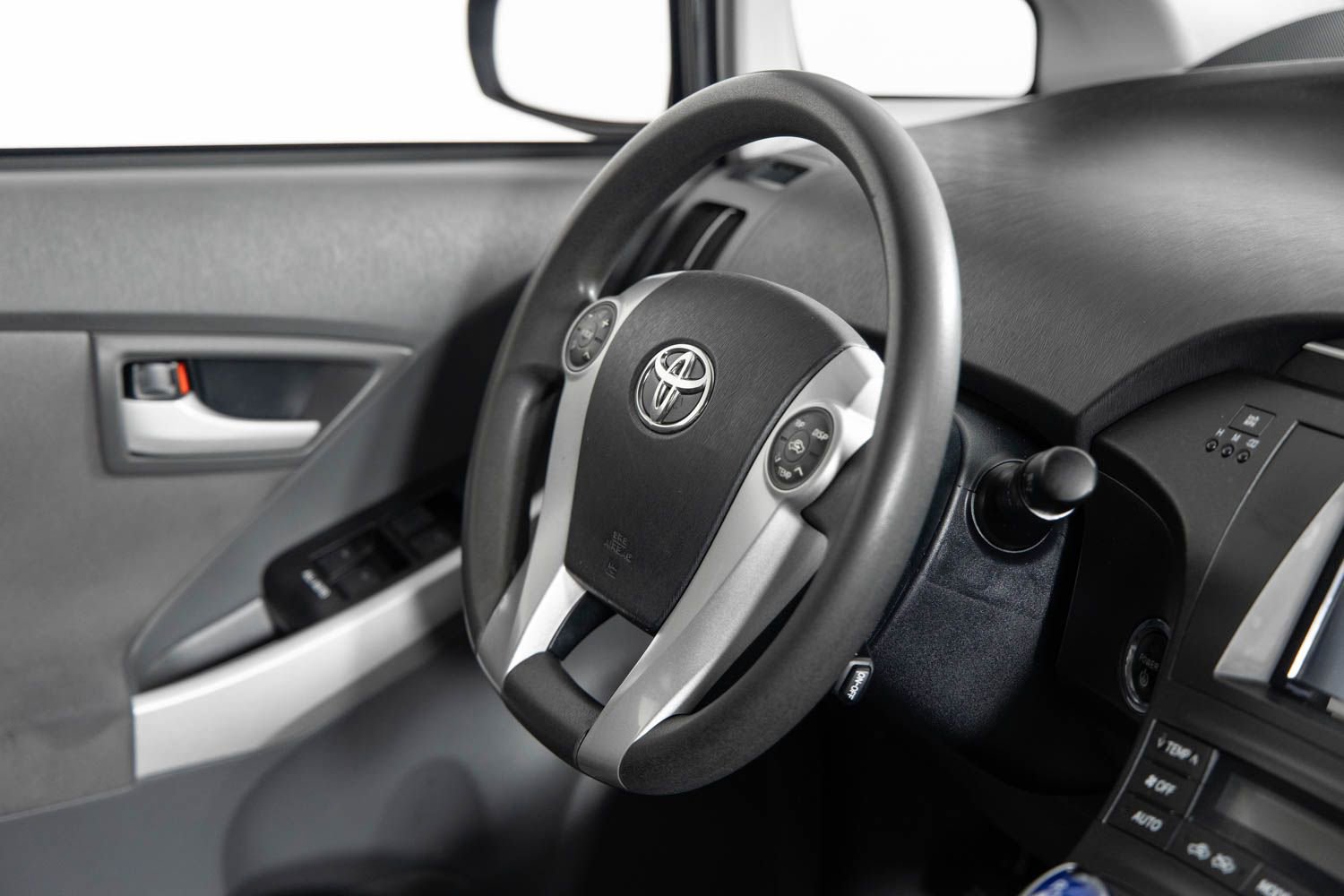 Used 2011 Toyota Prius Two image 24